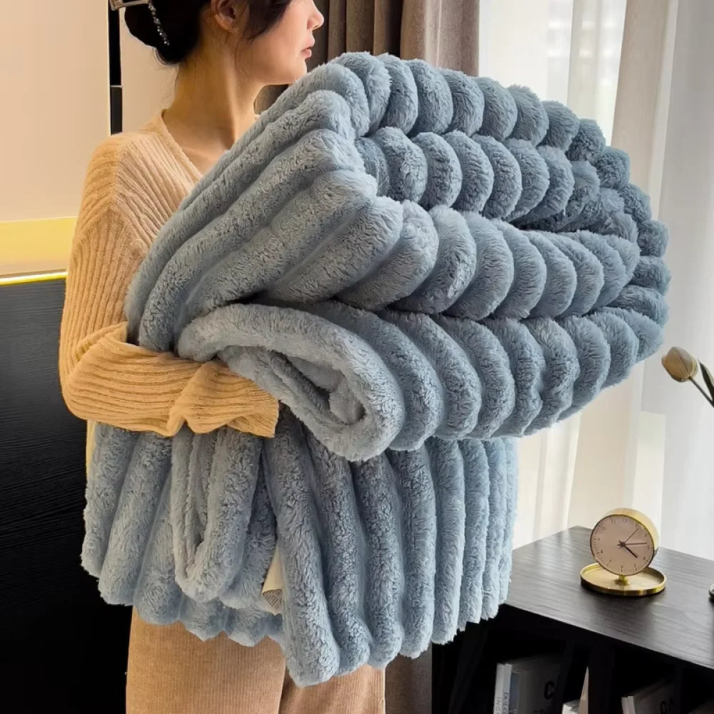 Cloudsoft Fleece Throw Blanket