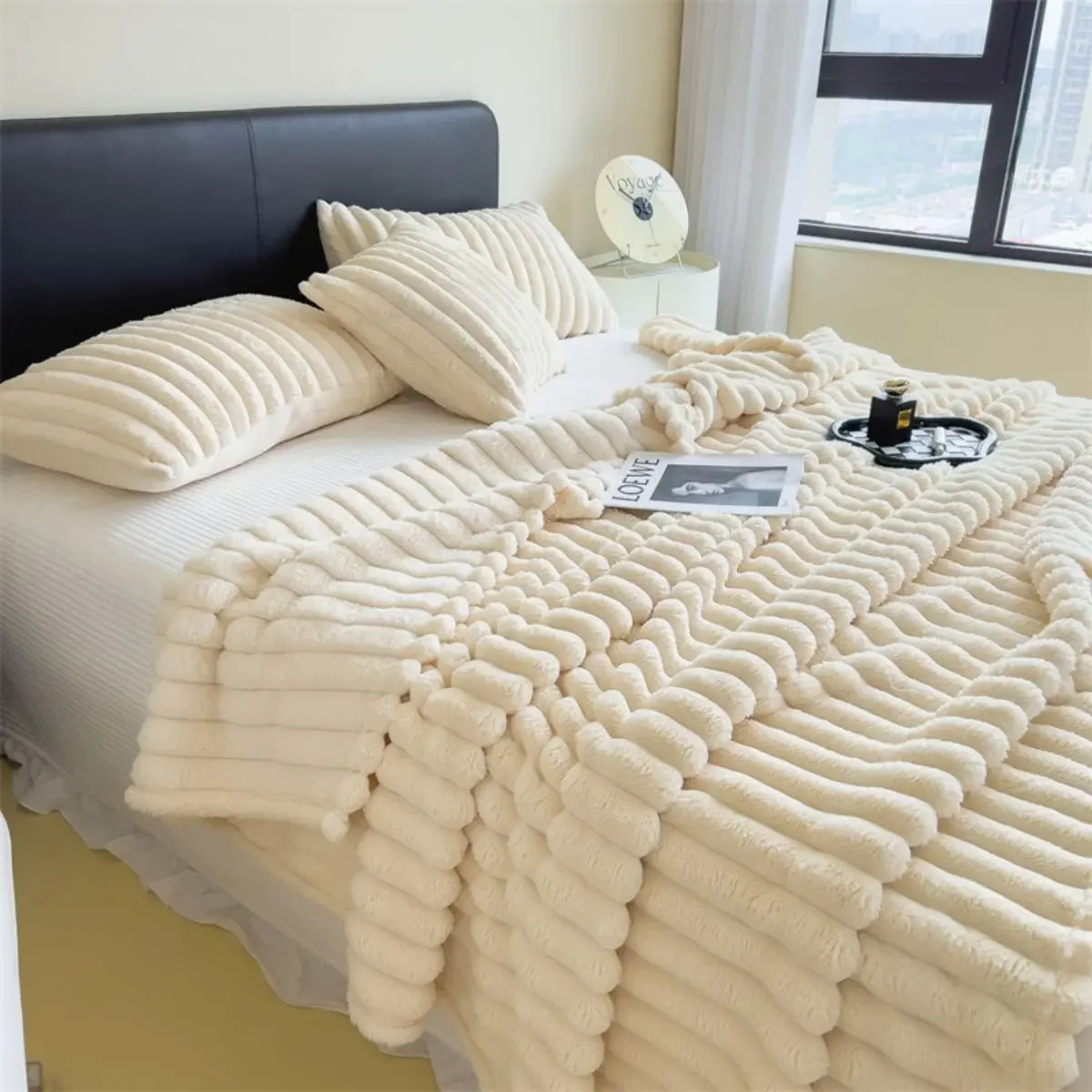 Wide Stripe Multiuse Blanket