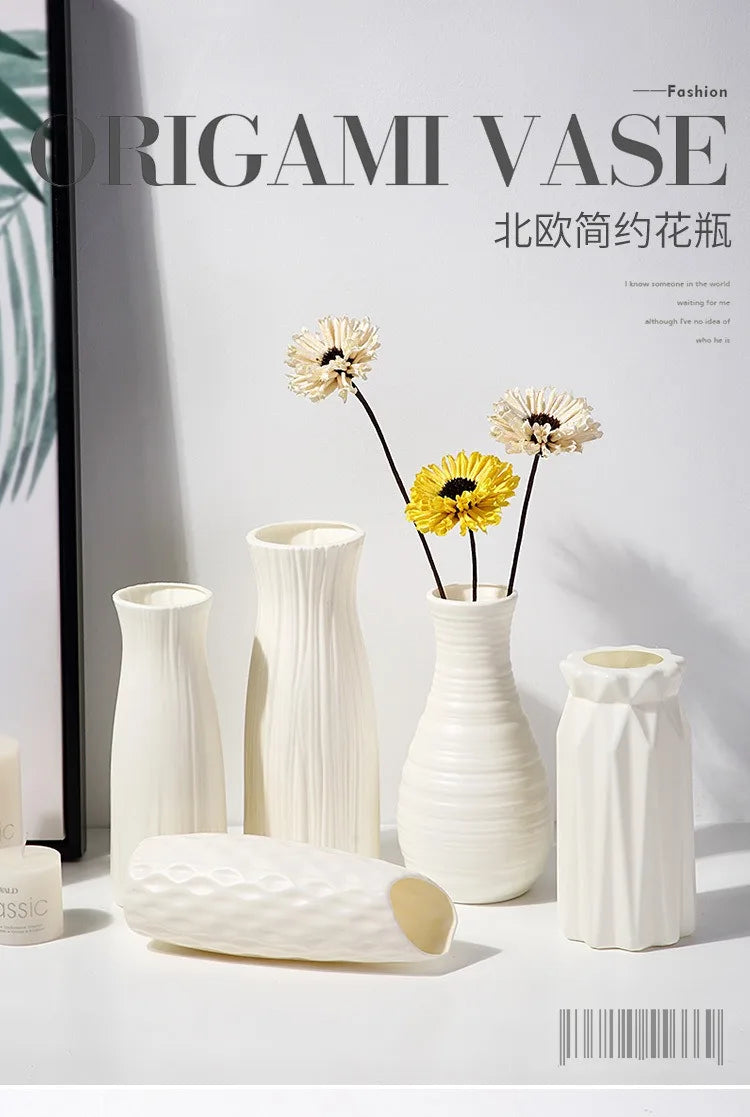 Nordic Ceramic-Look Vase