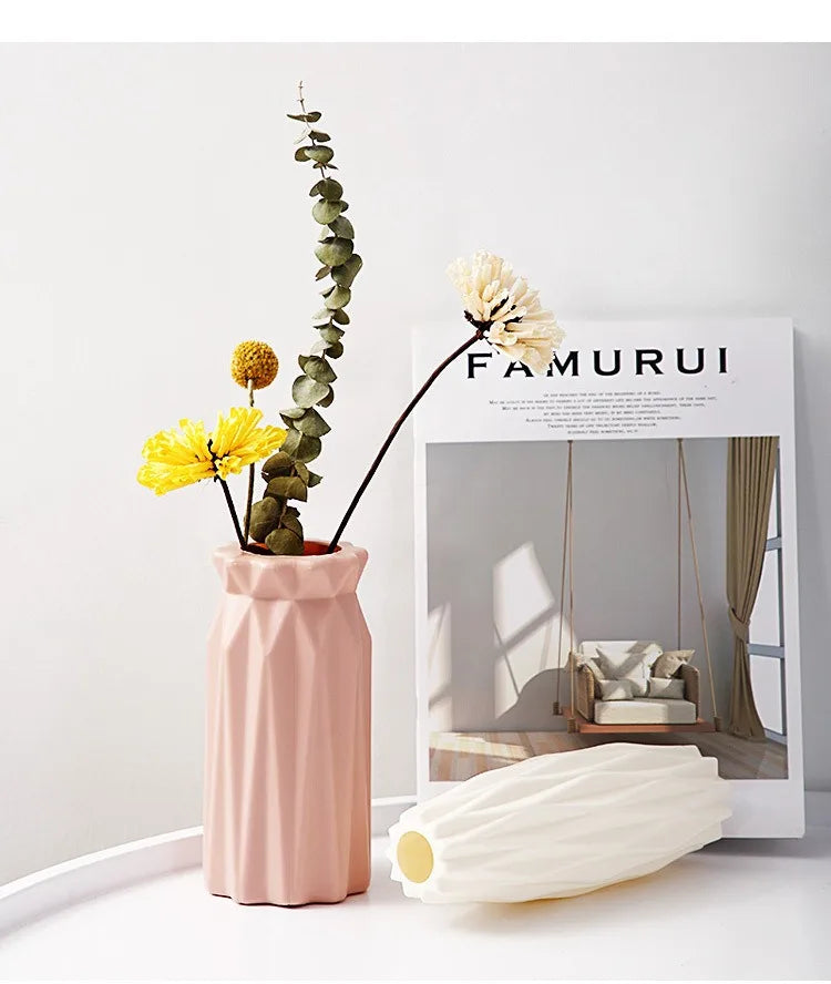 Nordic Ceramic-Look Vase