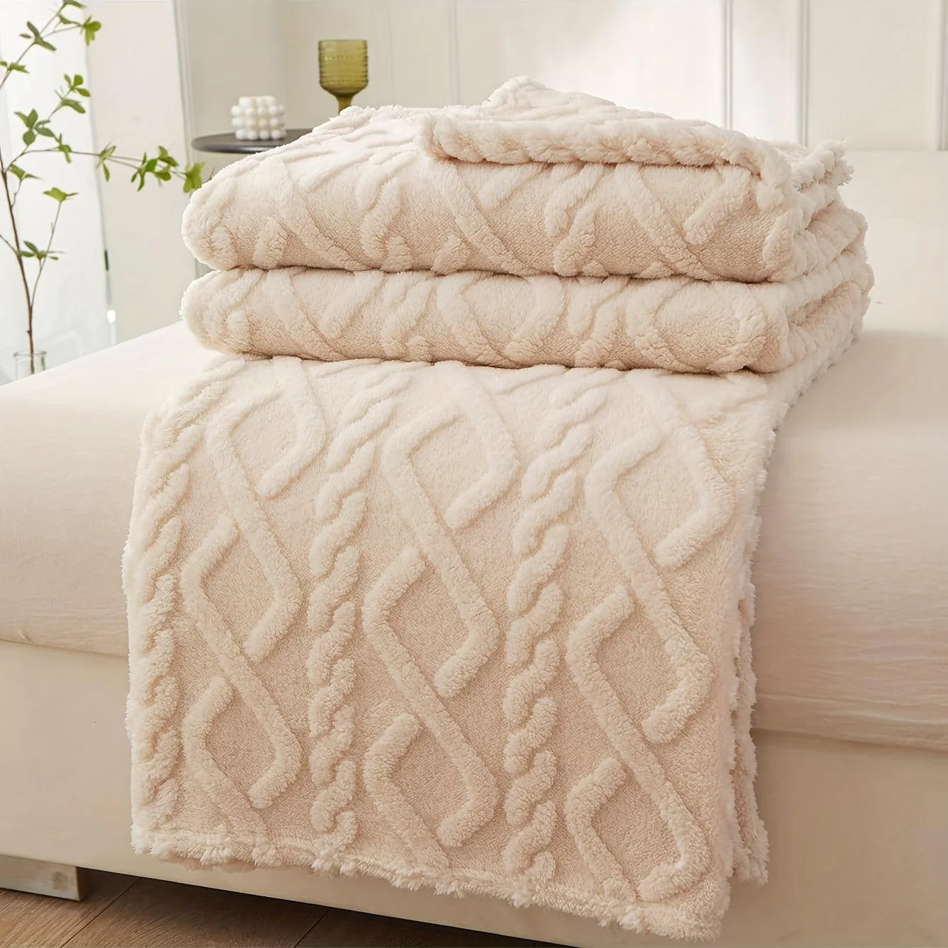 Featherline Coral Fleece Blanket