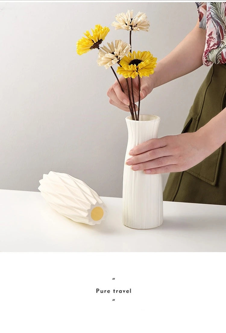 Nordic Ceramic-Look Vase