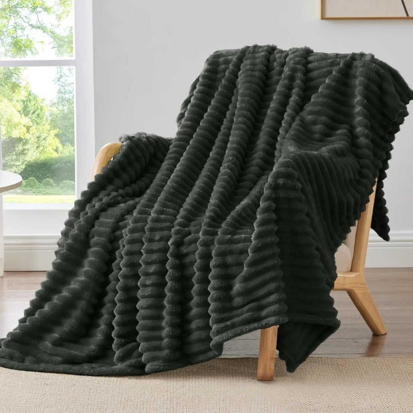 Cloudsoft Fleece Throw Blanket